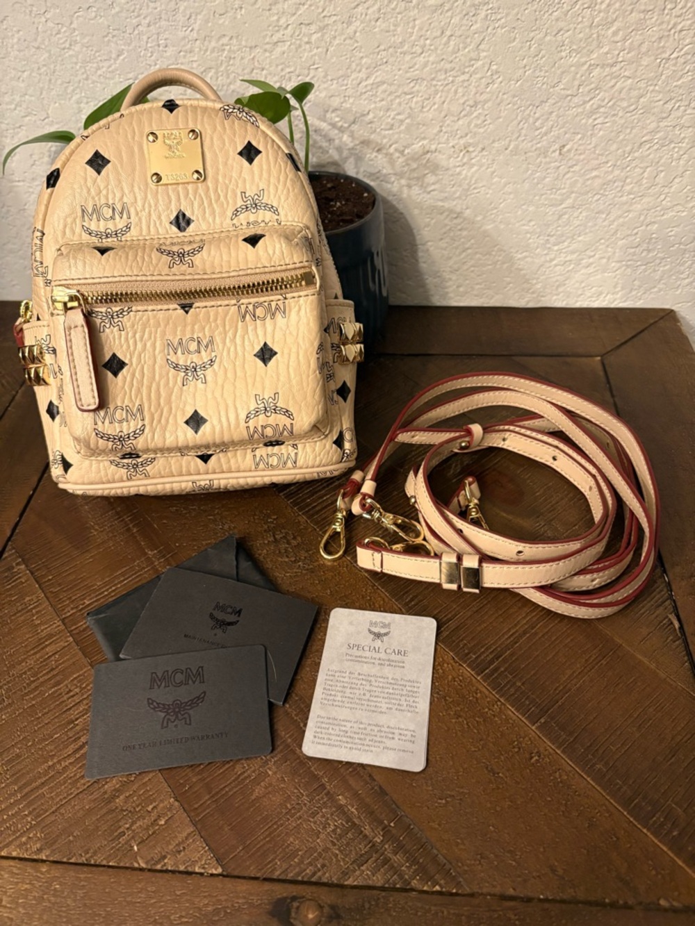 MCM Mini Stark Visetos Backpack Crossbody Bag LIKE NEW - Picture 2 of 13